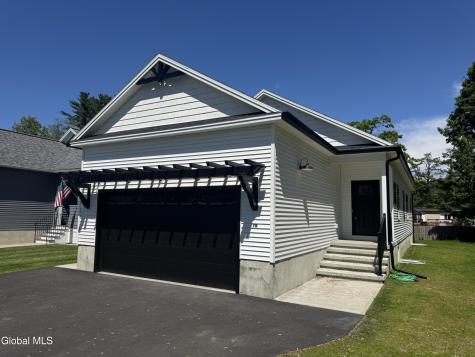 7B Parkview Avenue Queensbury NY 12804