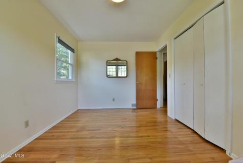 4 Cedar Court Schenectady NY 12309