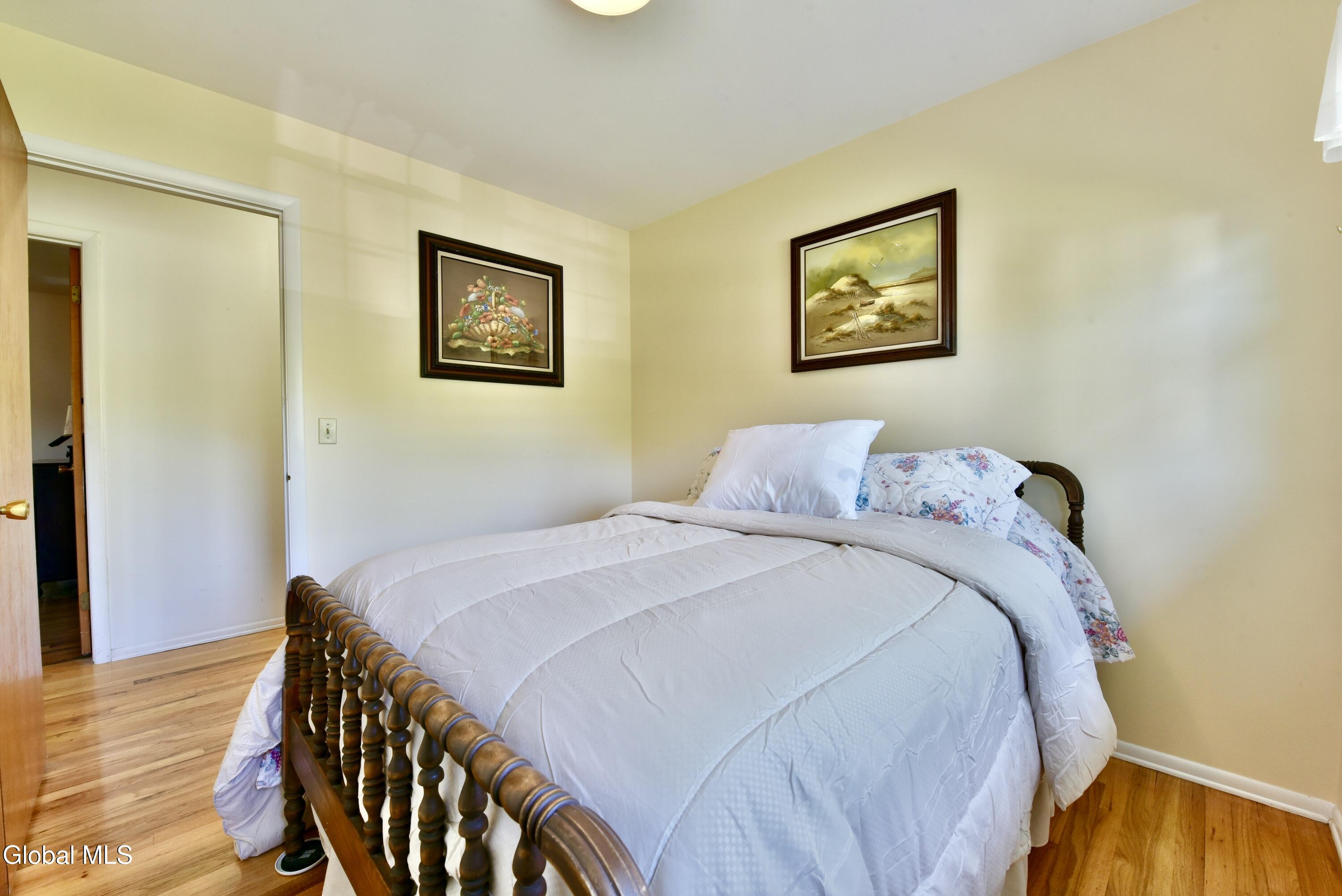 4 Cedar Court Schenectady NY 12309
