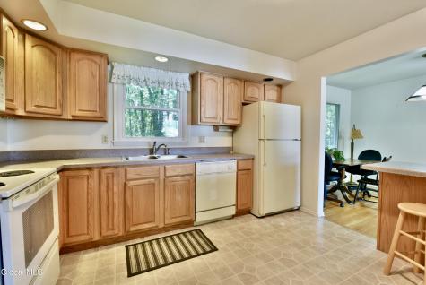 4 Cedar Court Schenectady NY 12309