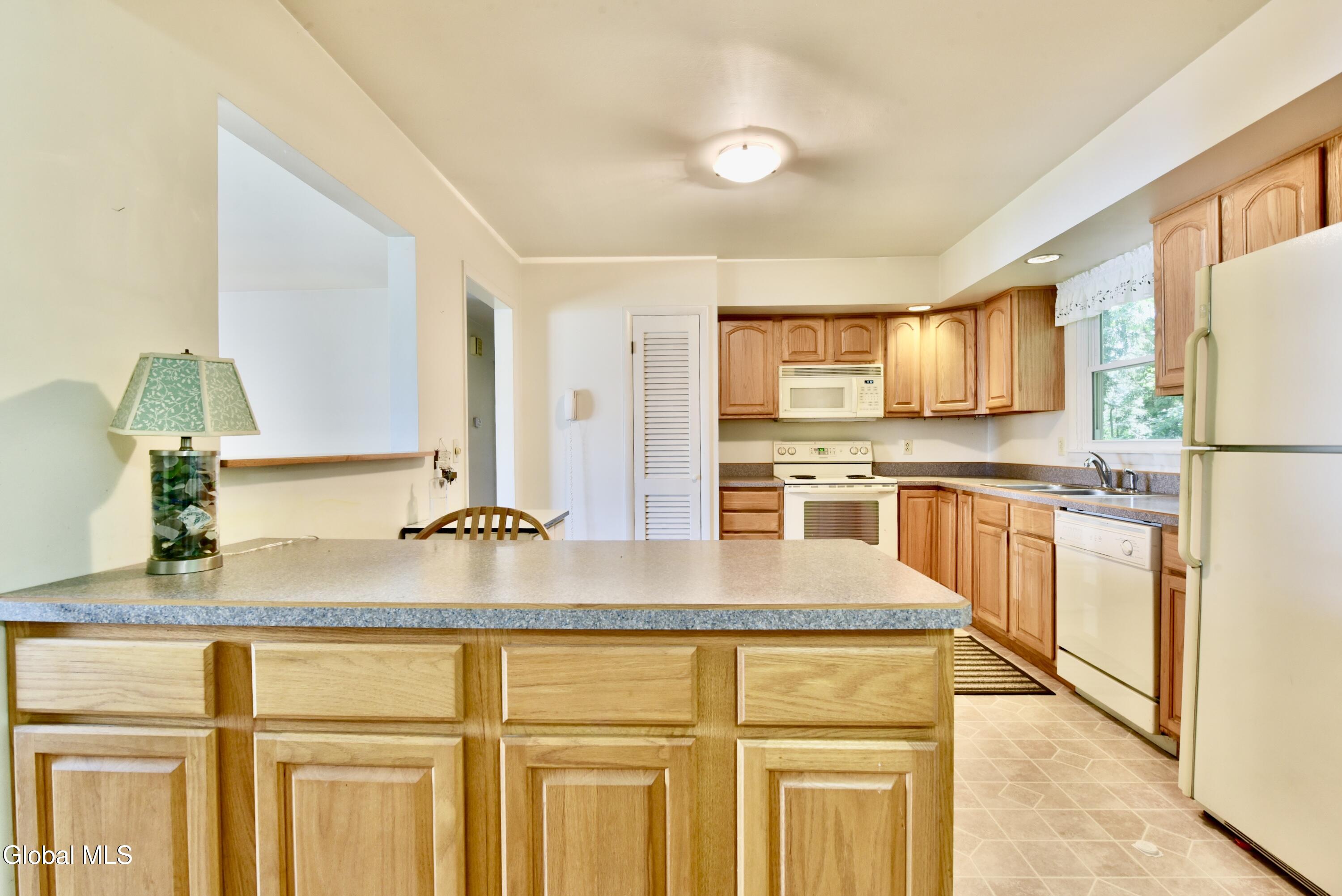 4 Cedar Court Schenectady NY 12309