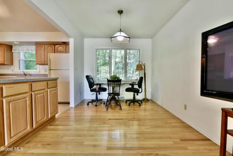 4 Cedar Court Schenectady NY 12309