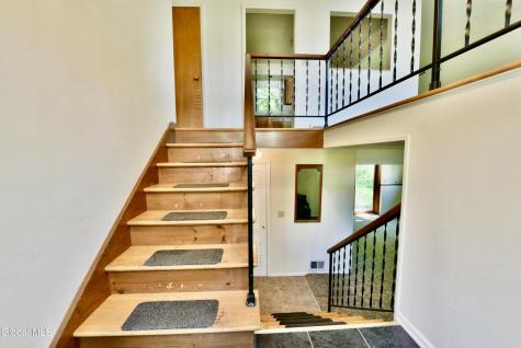 4 Cedar Court Schenectady NY 12309