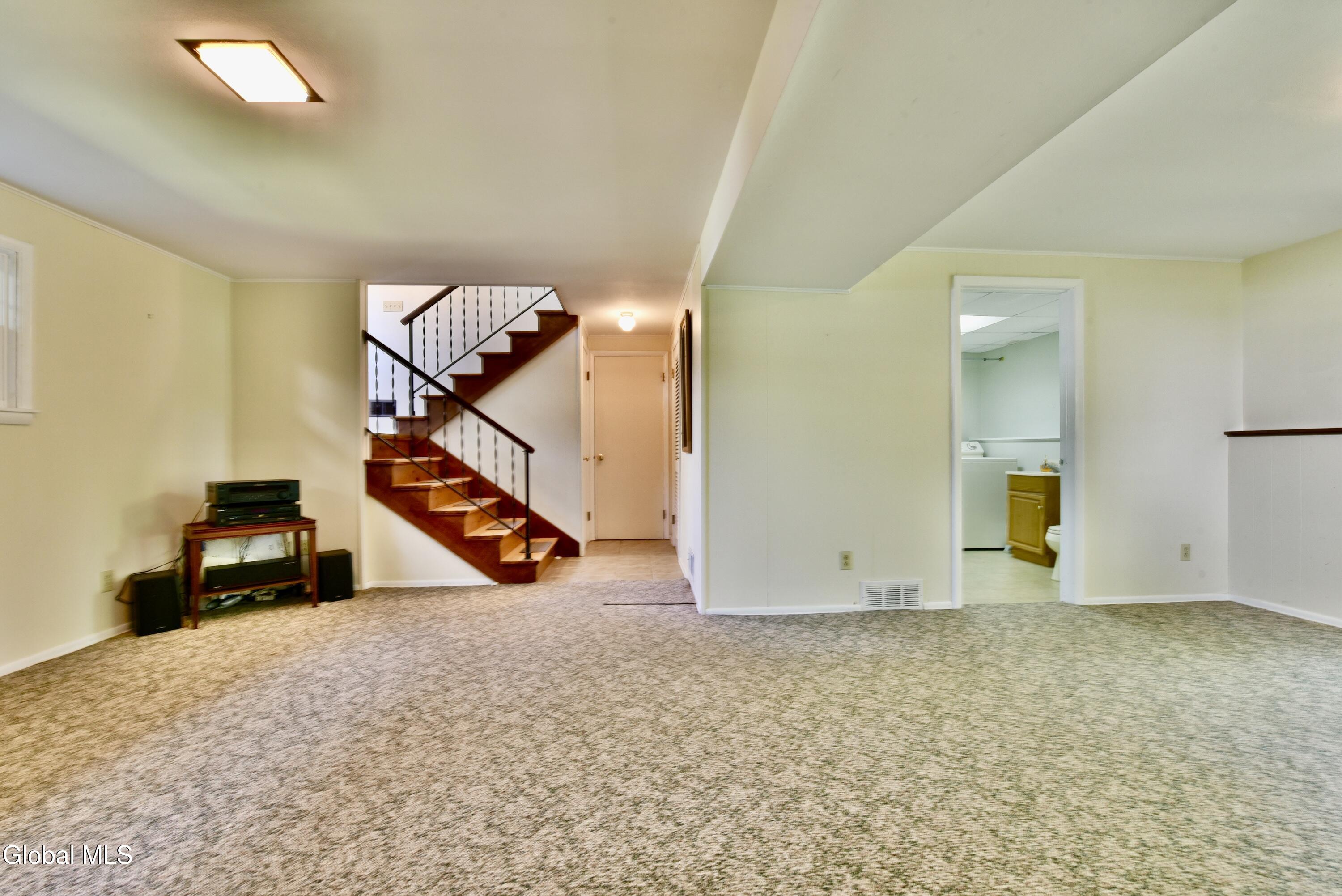 4 Cedar Court Schenectady NY 12309