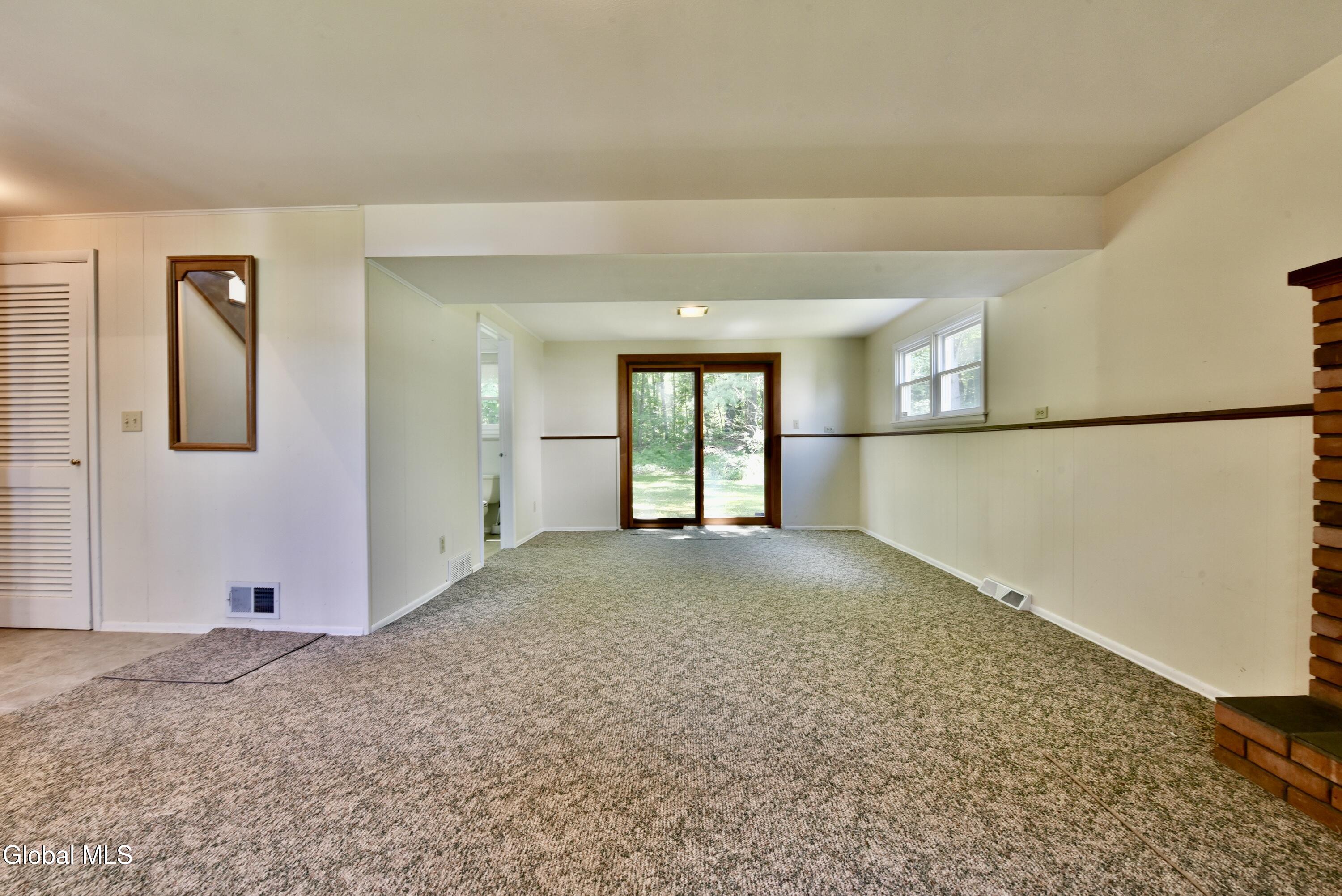 4 Cedar Court Schenectady NY 12309
