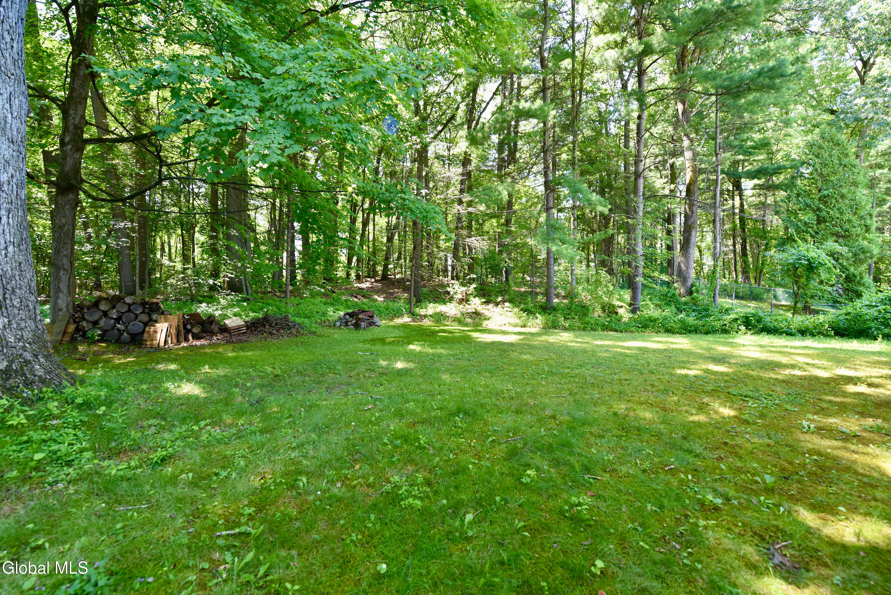 4 Cedar Court Schenectady NY 12309
