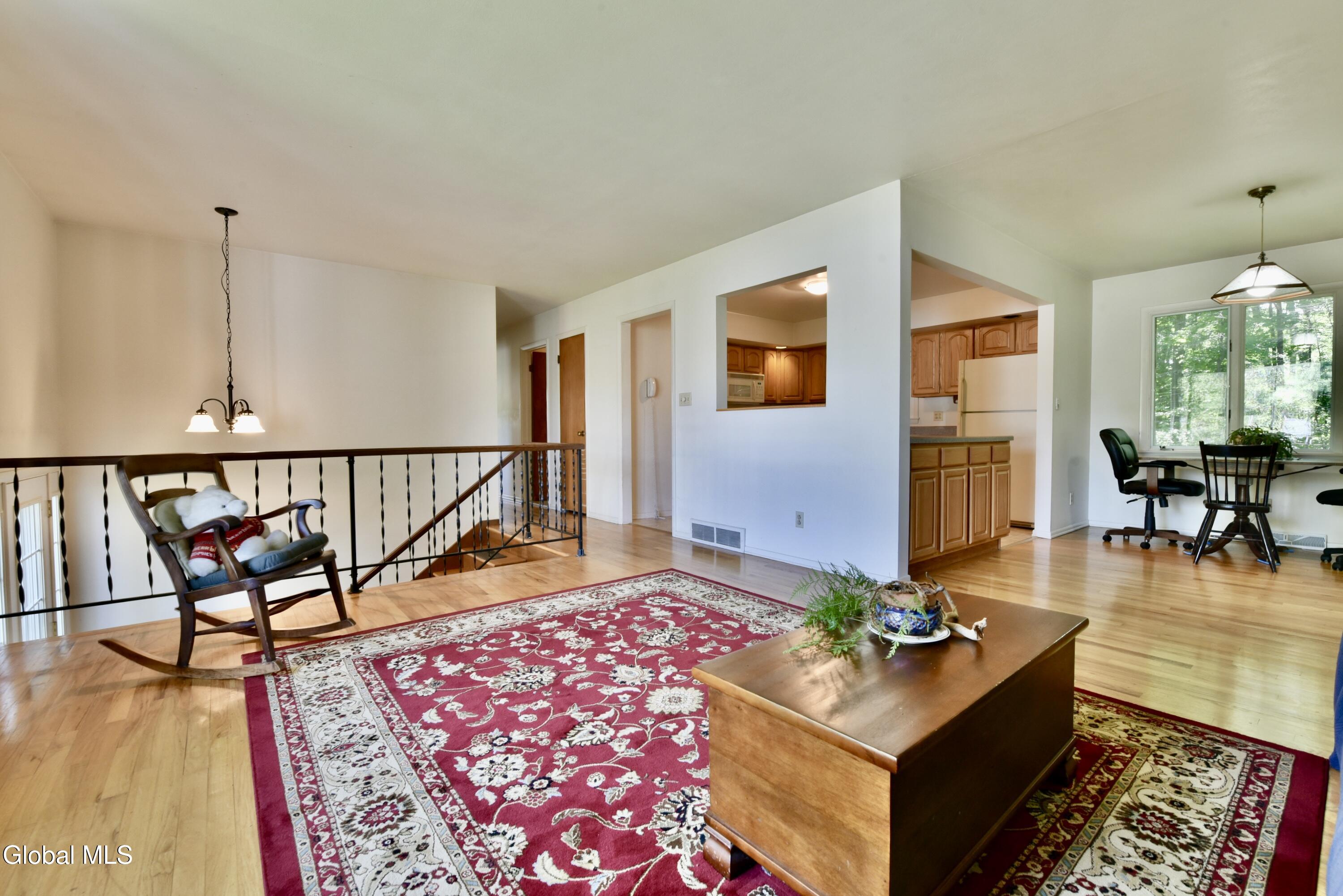 4 Cedar Court Schenectady NY 12309