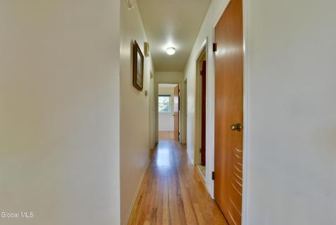 4 Cedar Court Schenectady NY 12309