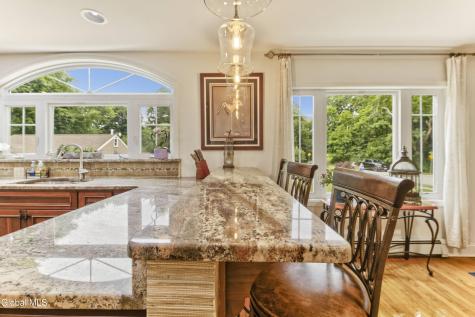 35 Halcyon Street Scotia NY 12302