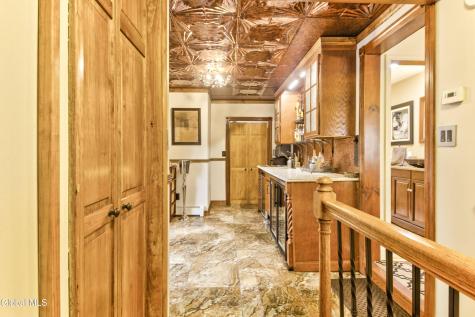 35 Halcyon Street Scotia NY 12302