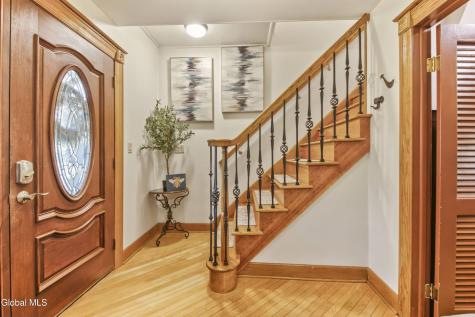 35 Halcyon Street Scotia NY 12302