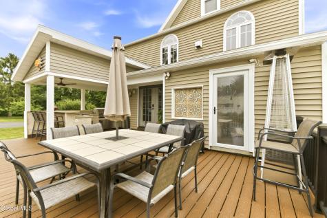 35 Halcyon Street Scotia NY 12302