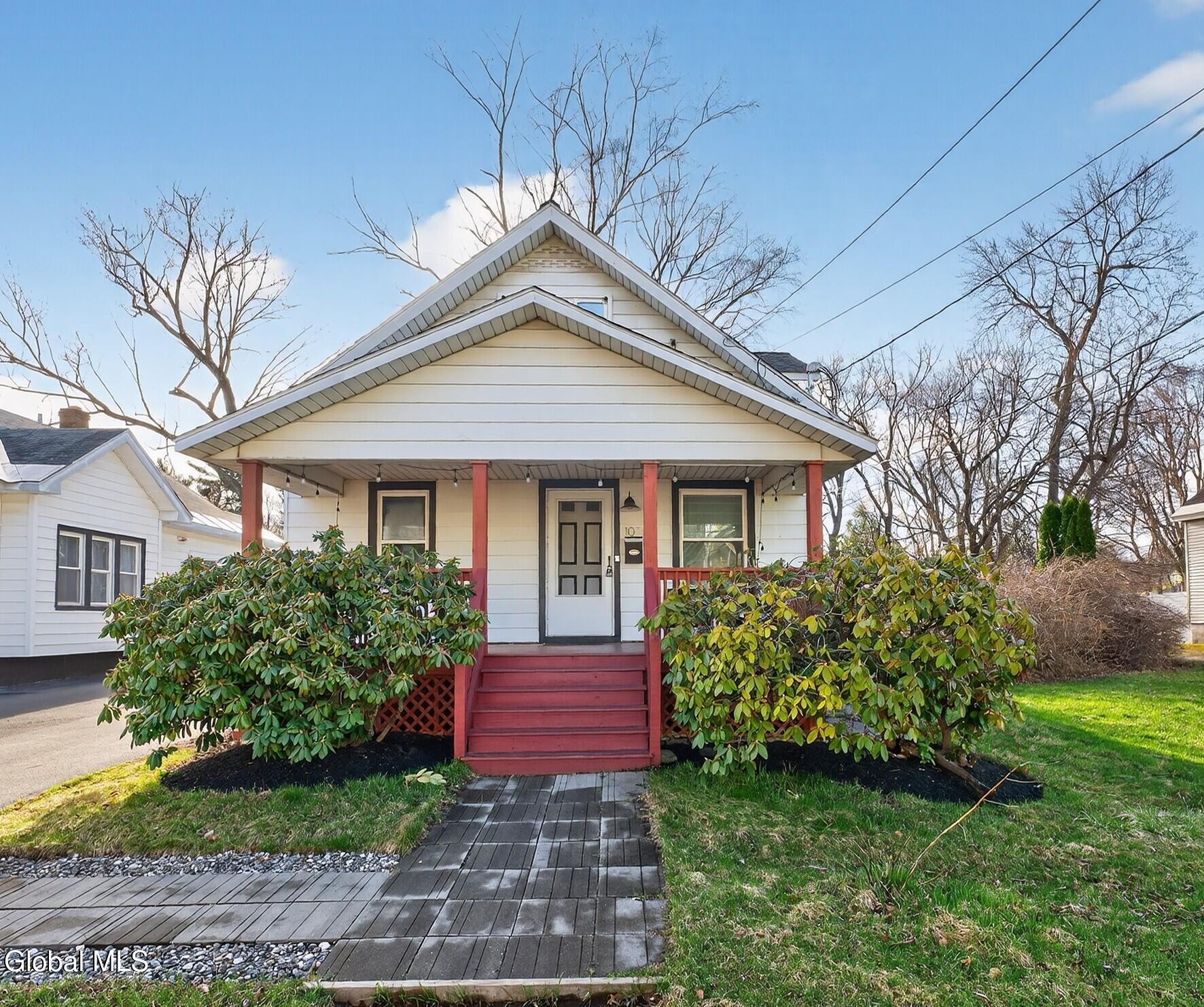 1076 Regent Street Schenectady NY 12309