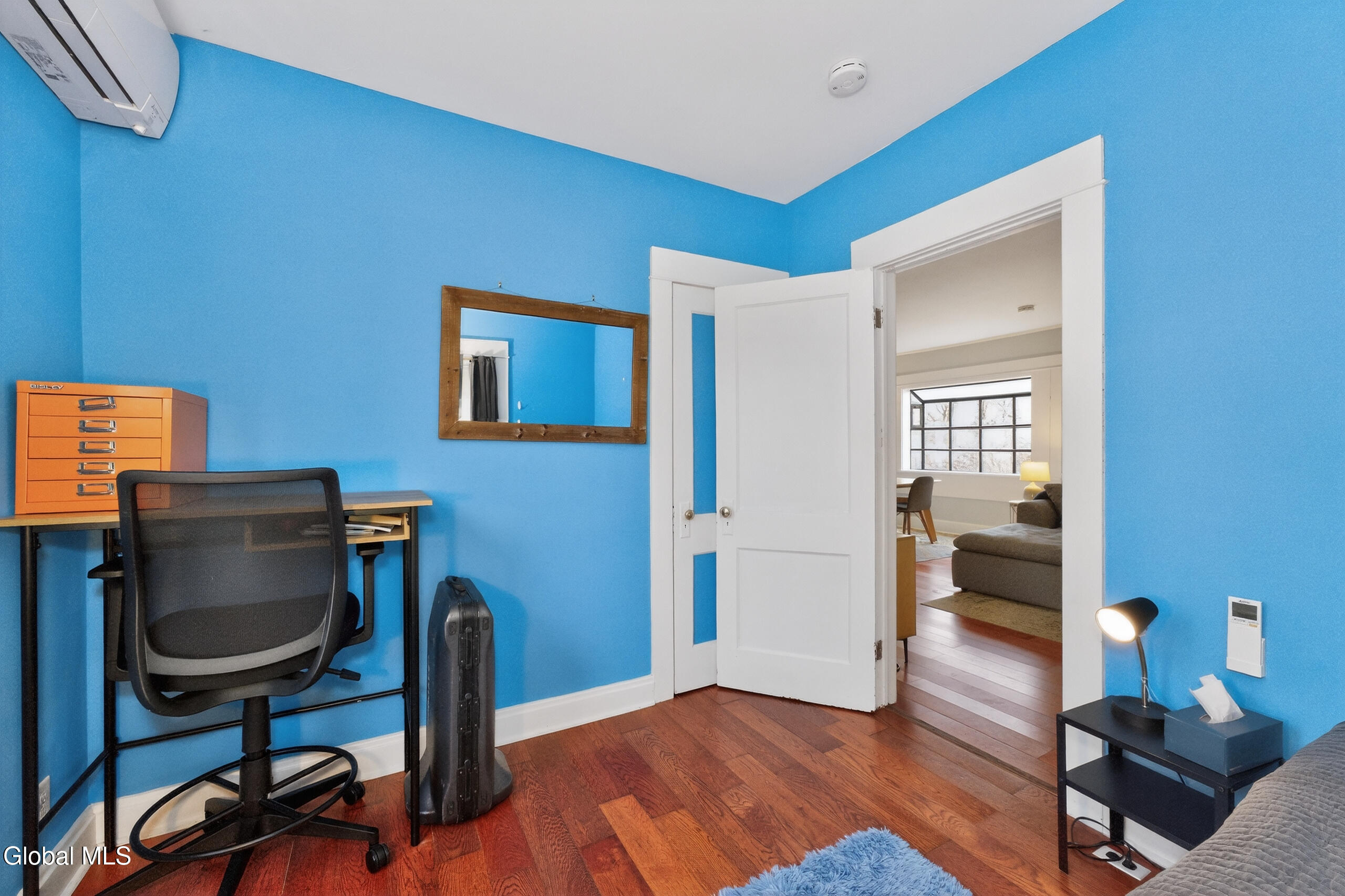1076 Regent Street Schenectady NY 12309