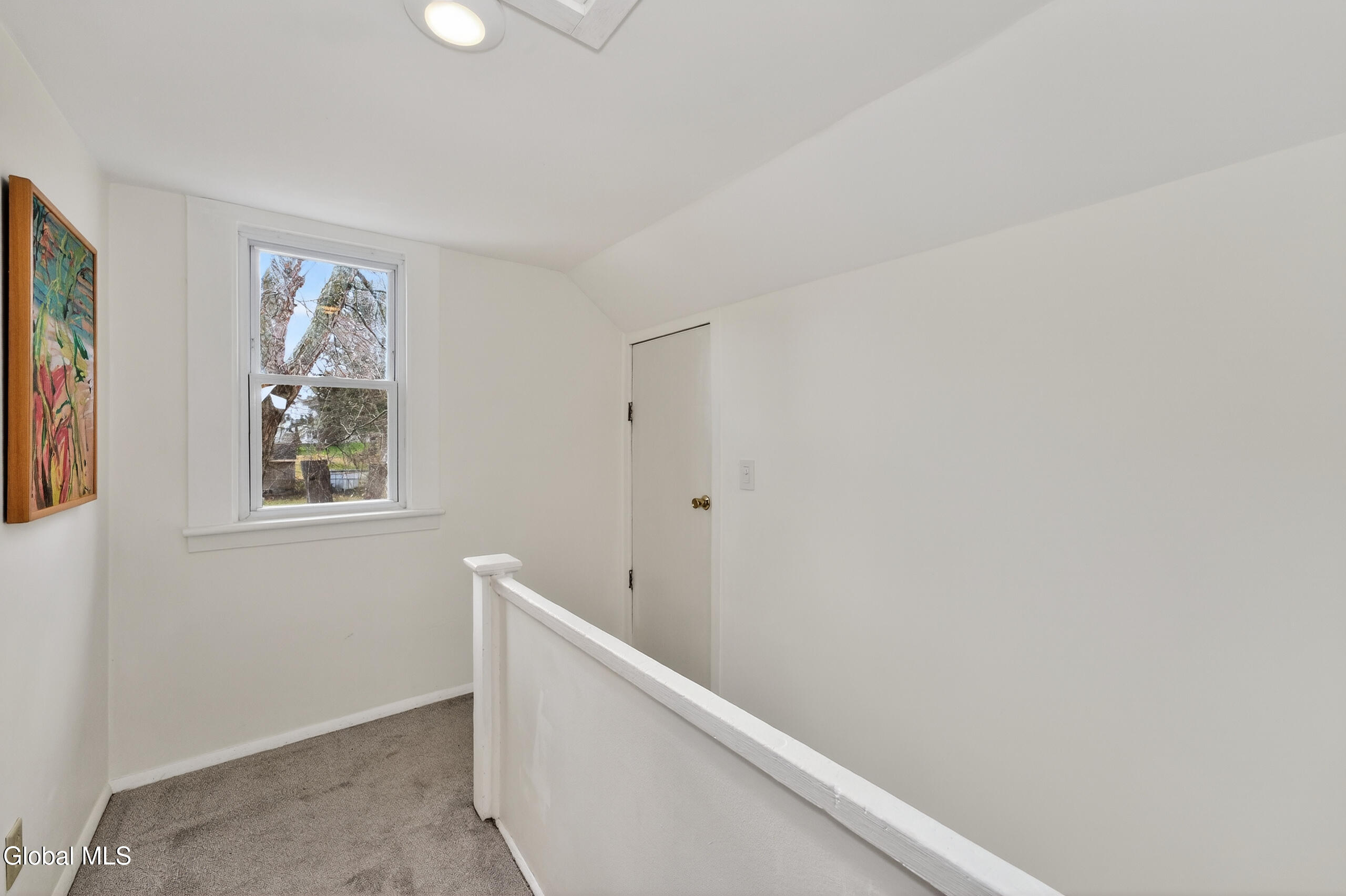 1076 Regent Street Schenectady NY 12309