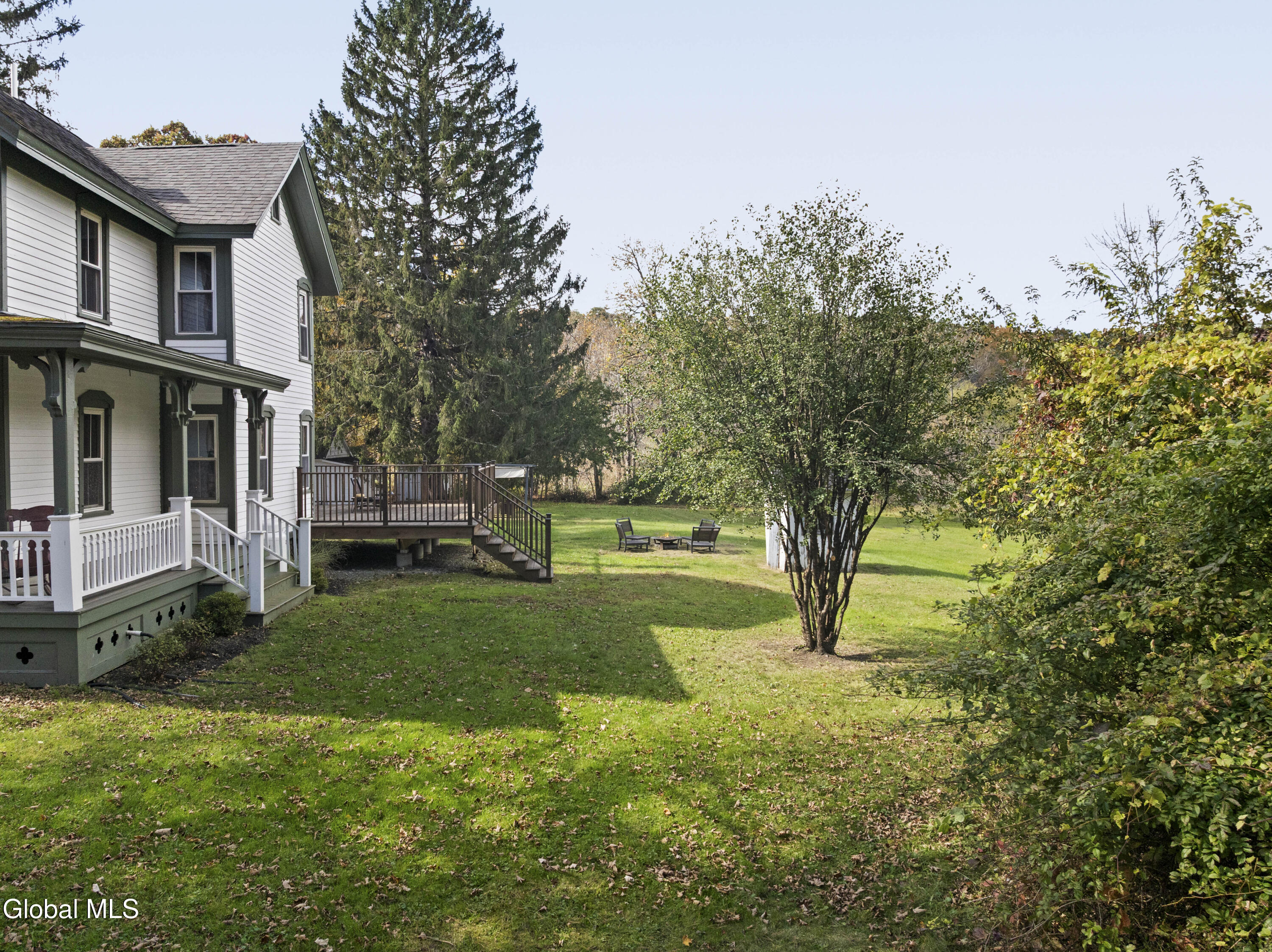 23 Frog Alley Old Chatham NY 12136