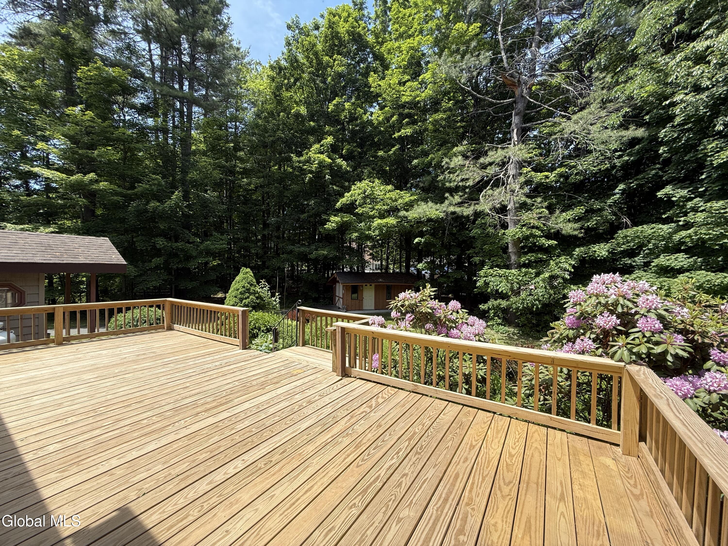 371 Lakeview Road Broadalbin NY 12025