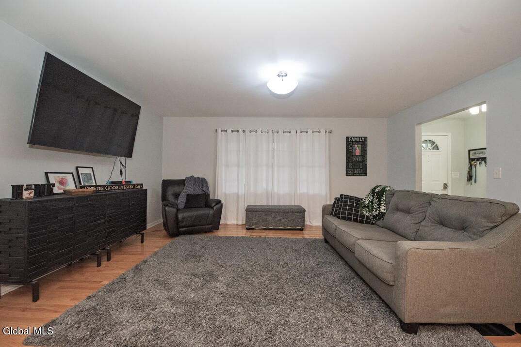 13 Indian Maiden Pass Altamont NY 12009