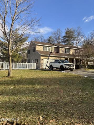 13 Indian Maiden Pass Altamont NY 12009