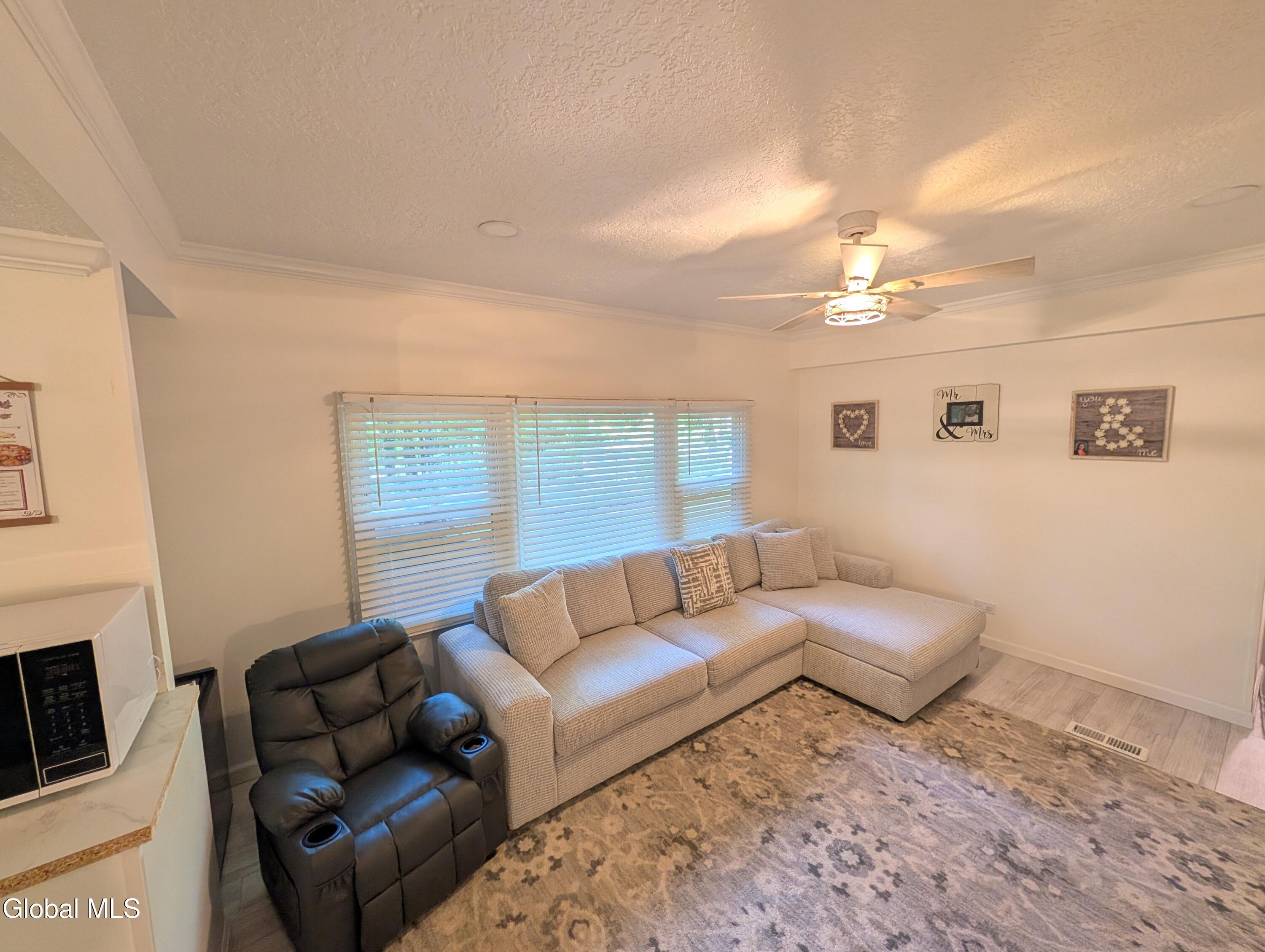 40 Huntington Drive Freehold NY 12431