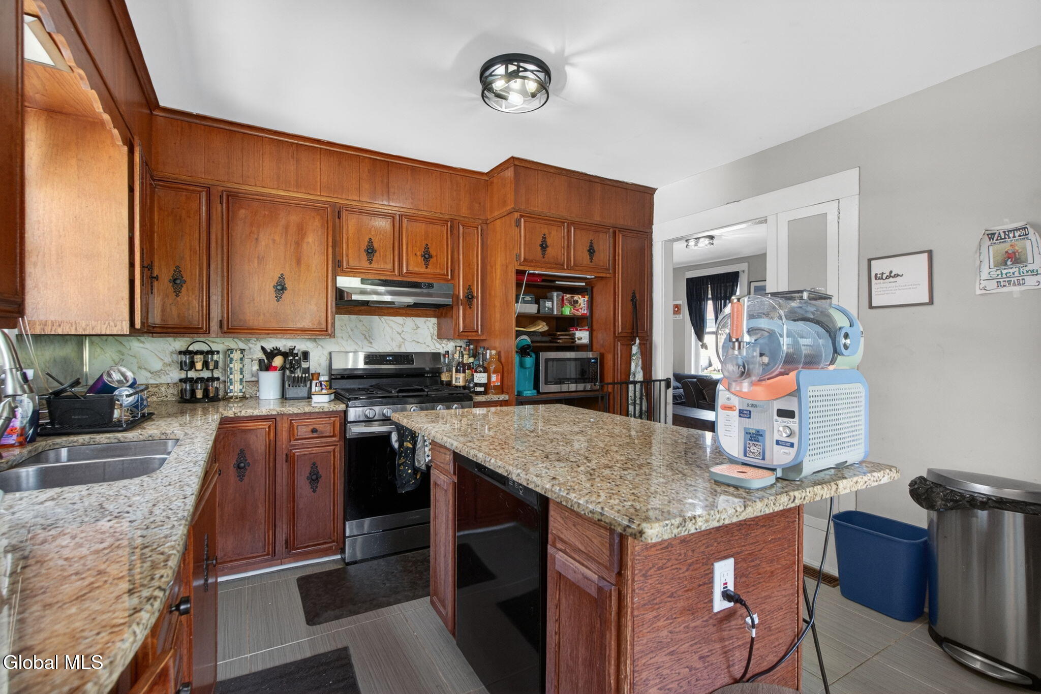 55 Pleasantview Avenue Albany NY 12203