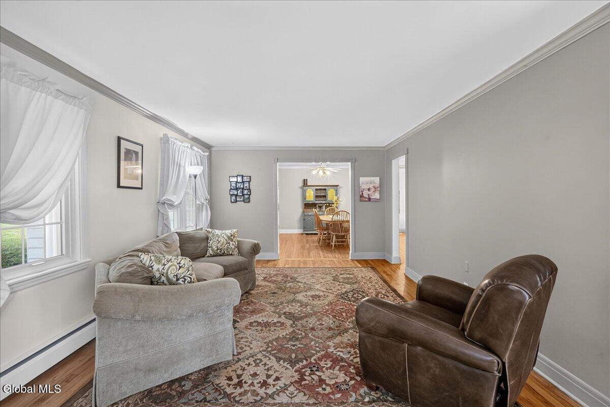 24 Edmel Road Glenville NY 12302