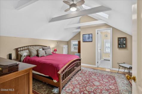 24 Edmel Road Glenville NY 12302