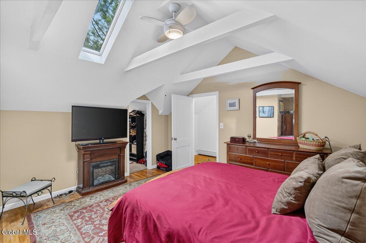 24 Edmel Road Glenville NY 12302