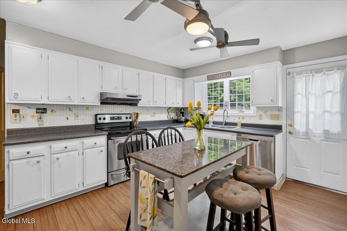24 Edmel Road Glenville NY 12302