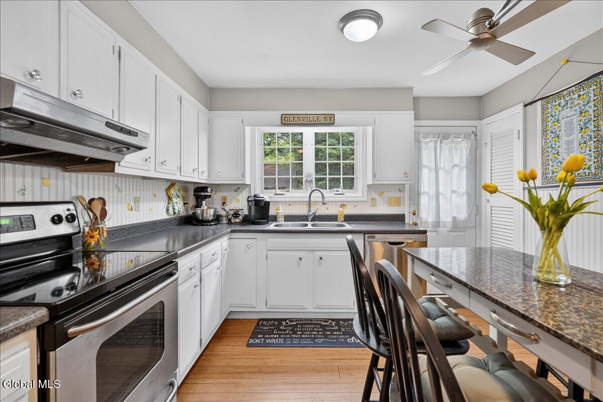 24 Edmel Road Glenville NY 12302