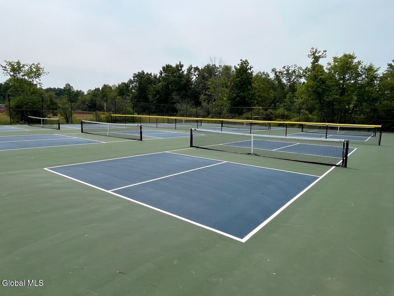 24 Edmel Road Glenville NY 12302