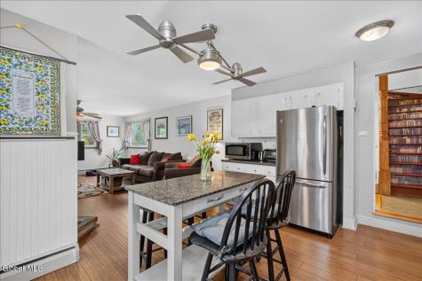 24 Edmel Road Glenville NY 12302