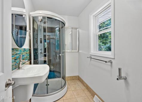 1 Linda Lane Niskayuna NY 12309