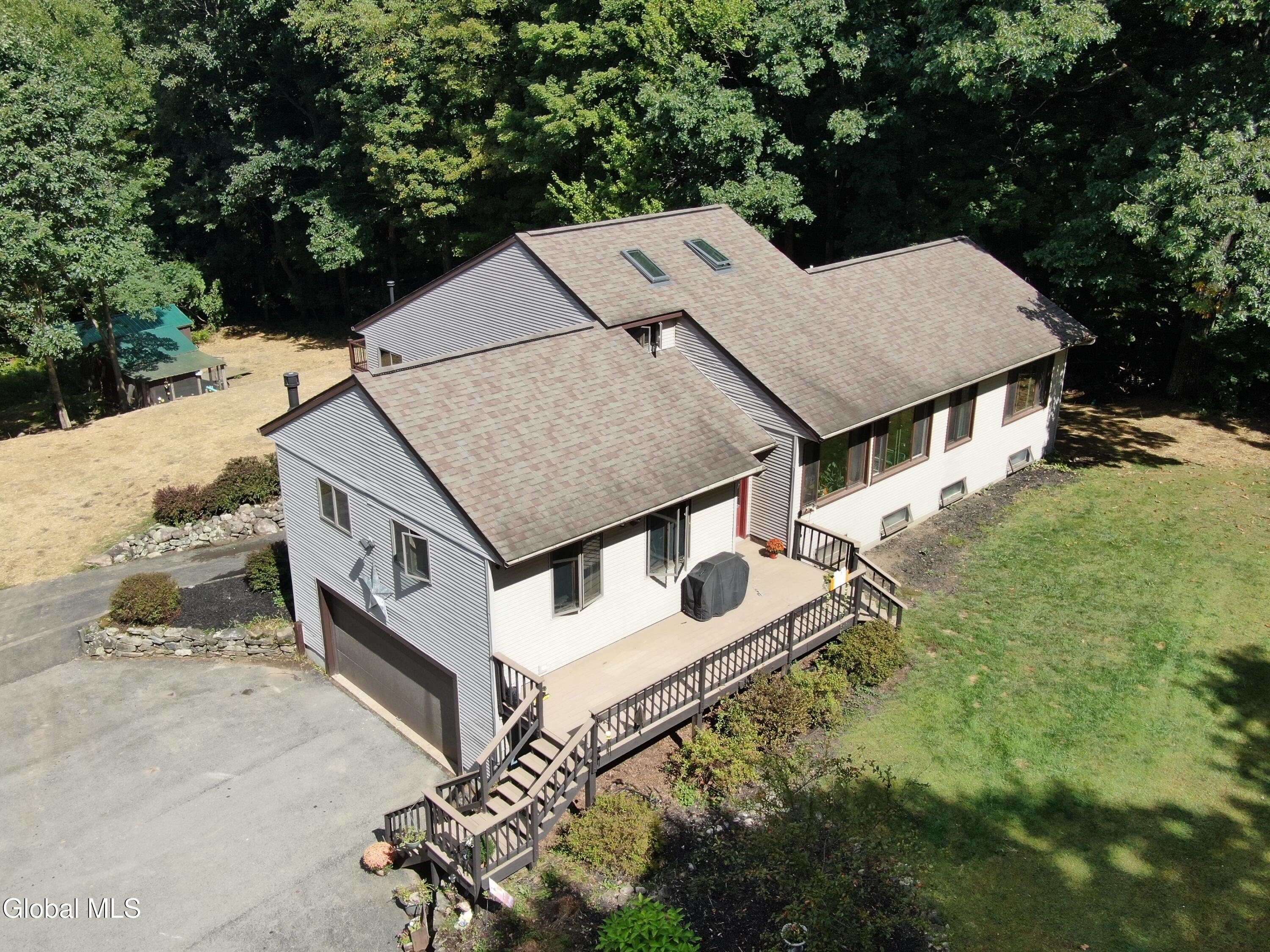 2815 Shaw Road Middle Grove NY 12850