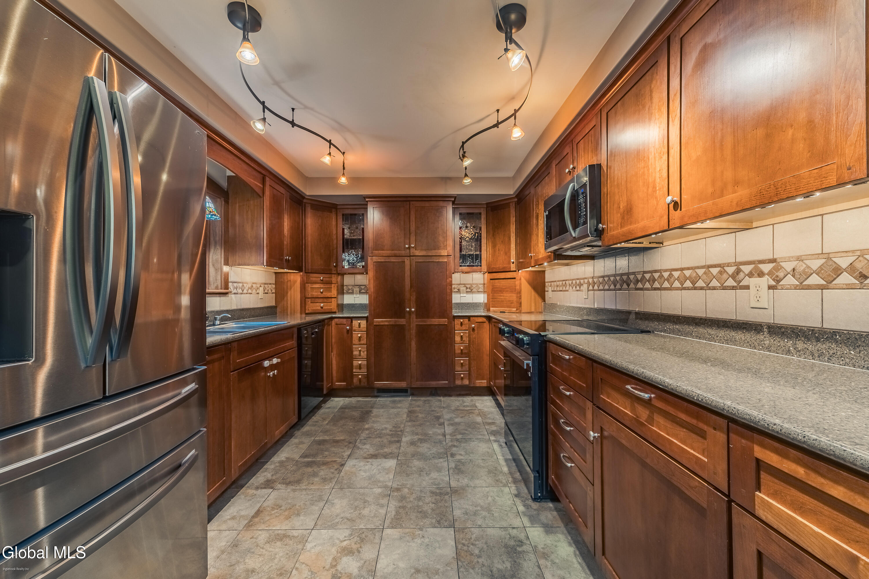 2815 Shaw Road Middle Grove NY 12850