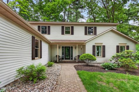 26 Knollwood Drive Saratoga Springs NY 12866