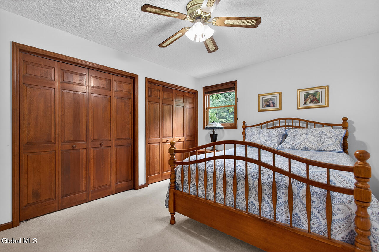 26 Knollwood Drive Saratoga Springs NY 12866