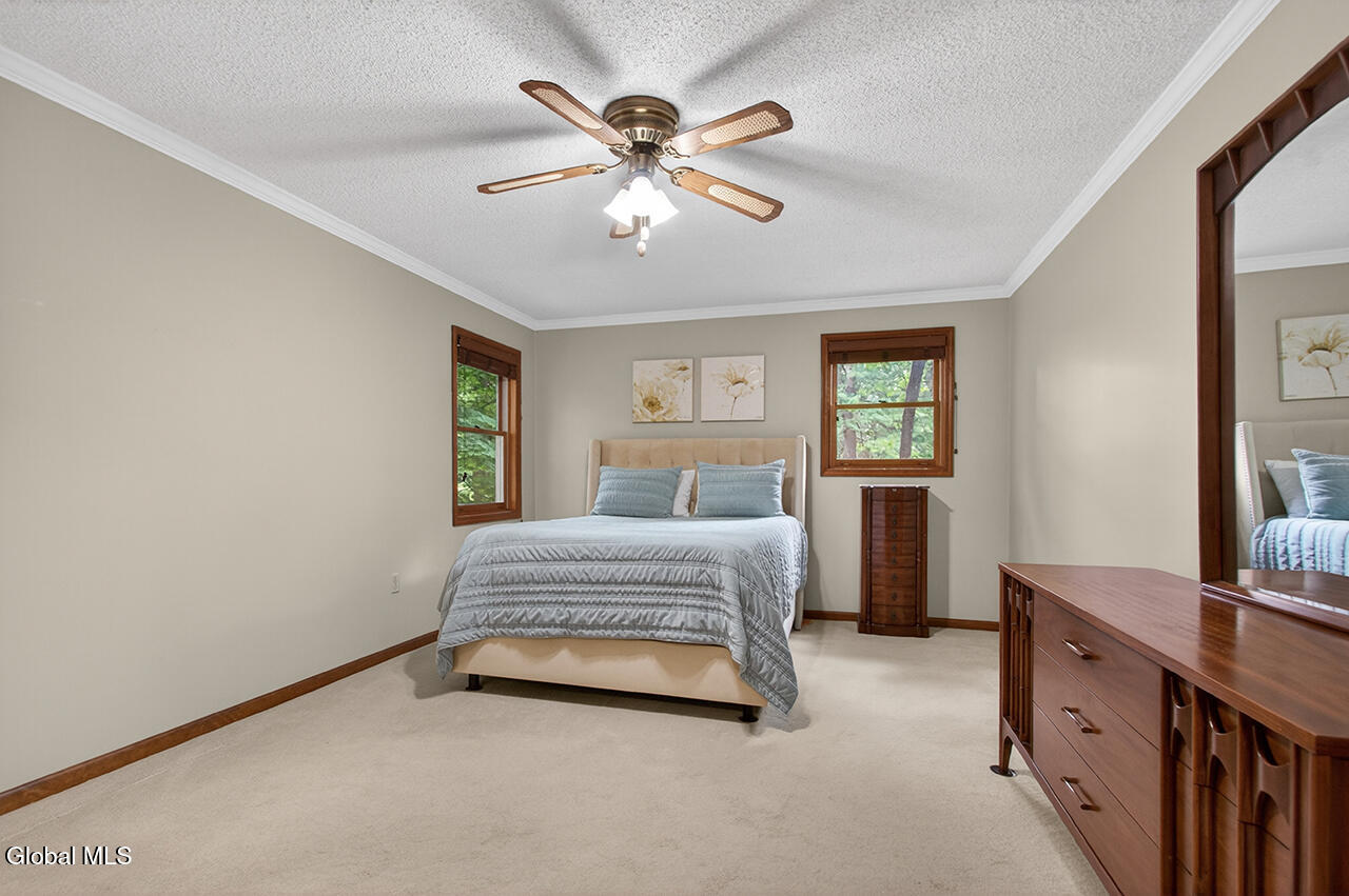 26 Knollwood Drive Saratoga Springs NY 12866