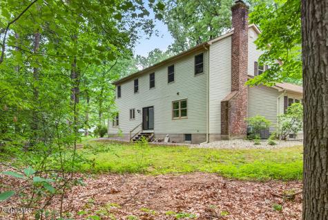 26 Knollwood Drive Saratoga Springs NY 12866