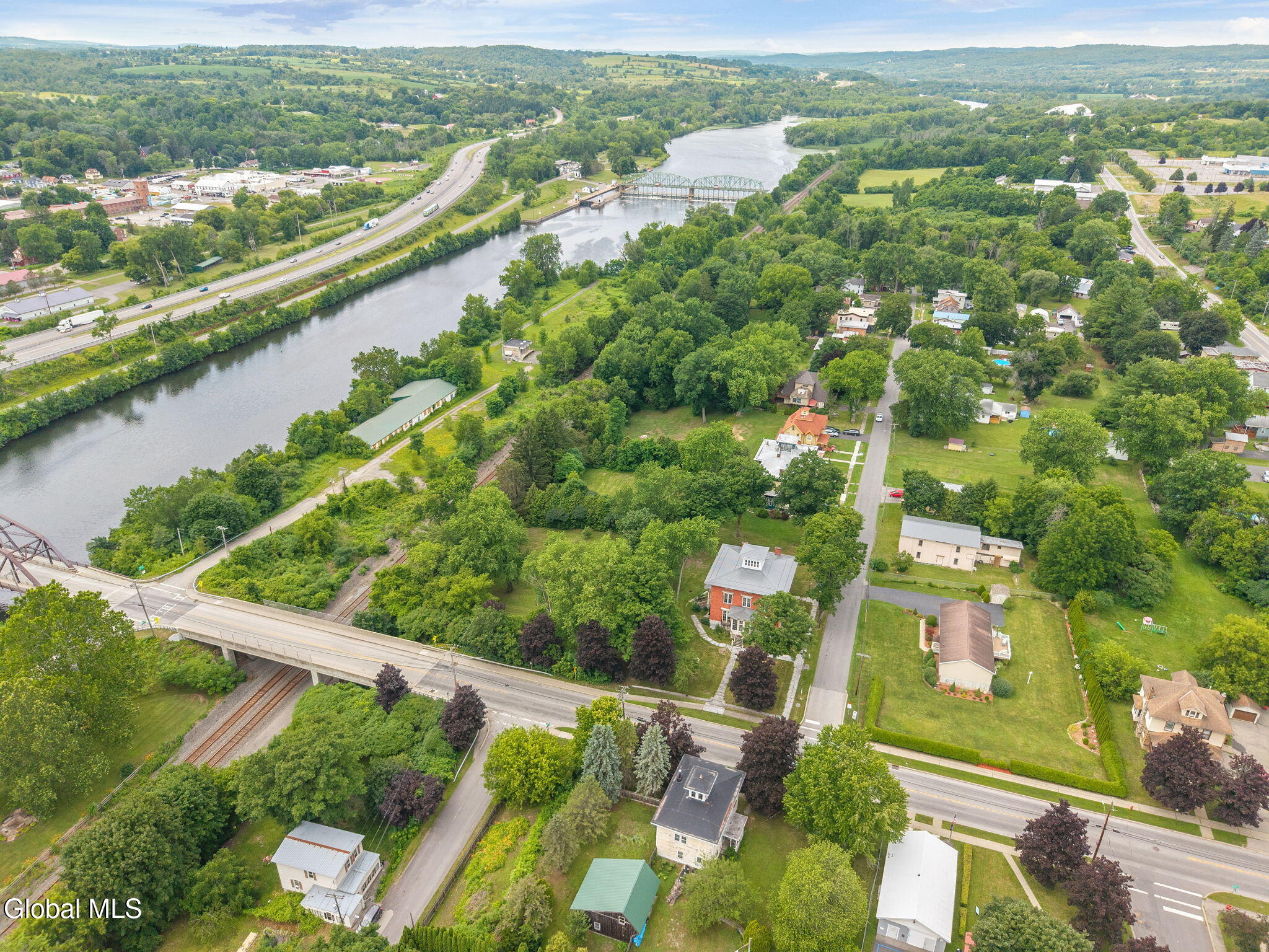 14 River Street Nelliston NY 13410