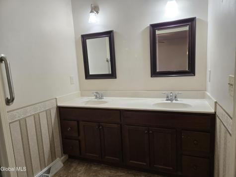 235 E Schaghticoke Road Schaghticoke NY 12154
