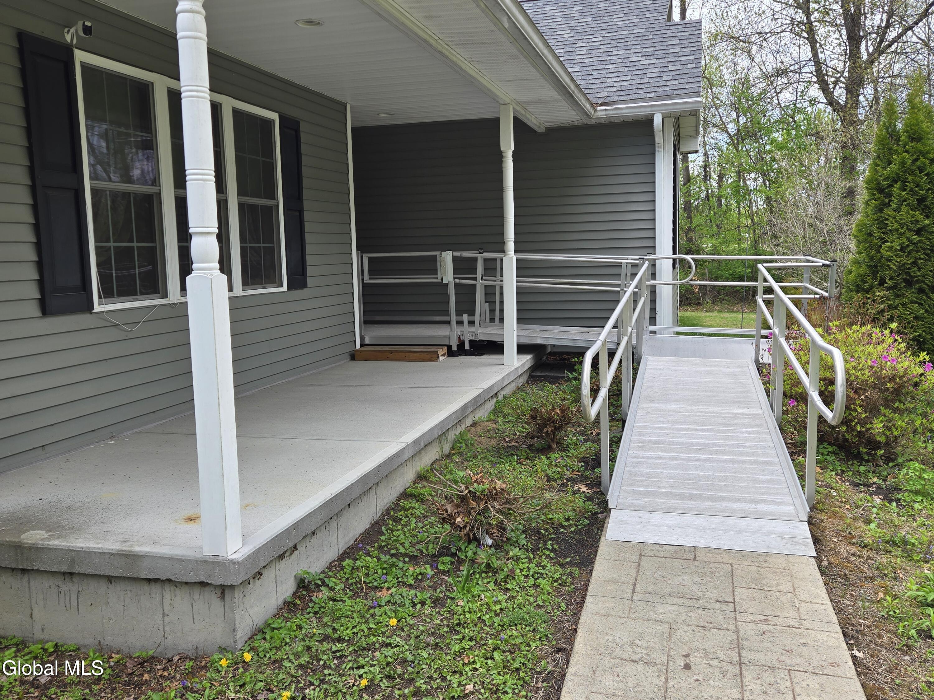 235 E Schaghticoke Road Schaghticoke NY 12154