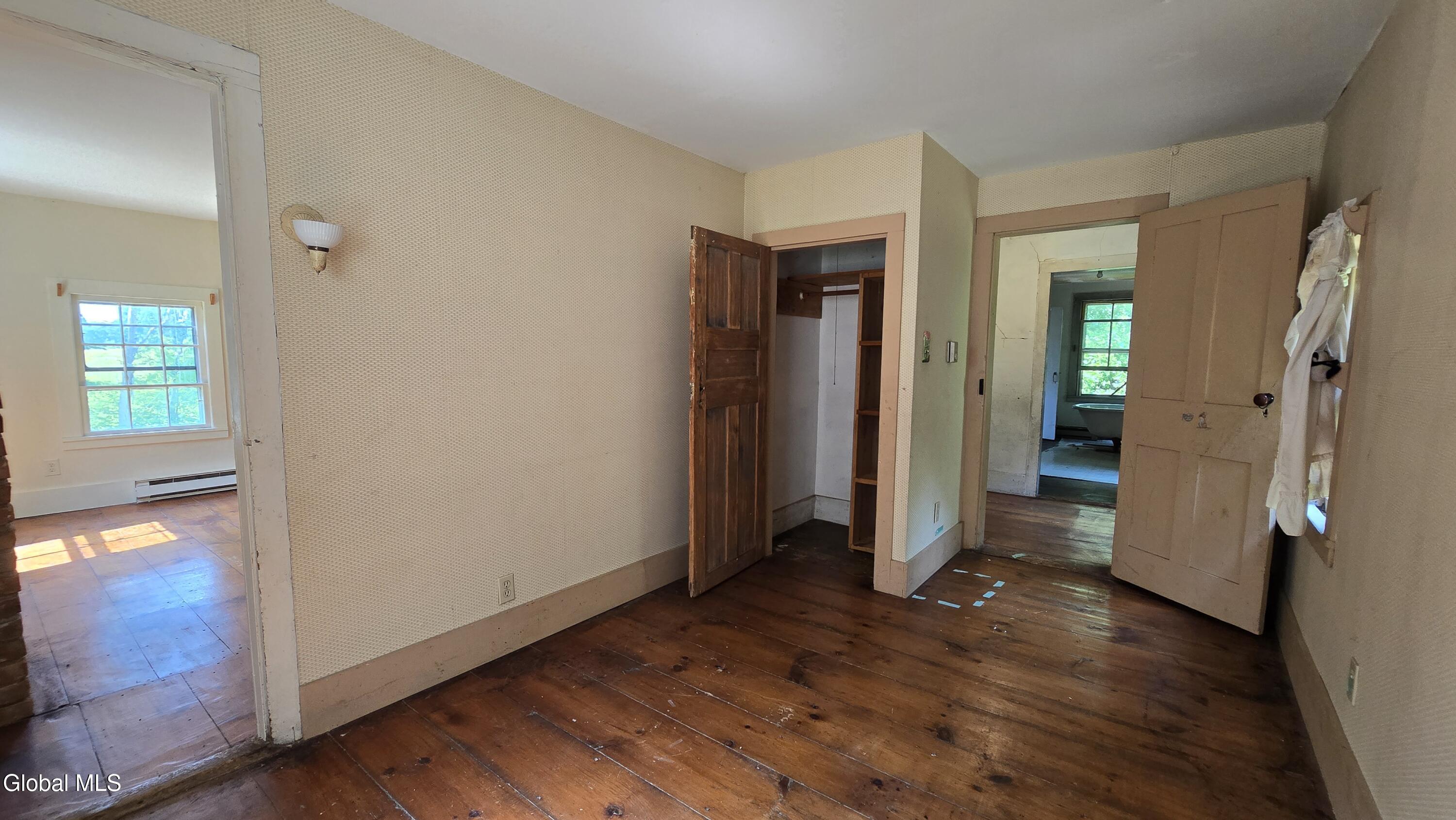 184 White Mills Road Chatham NY 12037