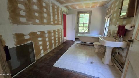 184 White Mills Road Chatham NY 12037