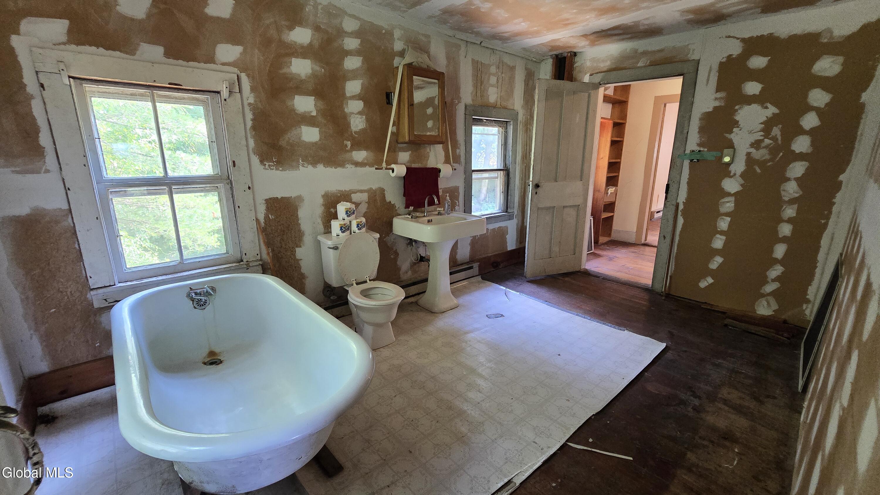 184 White Mills Road Chatham NY 12037