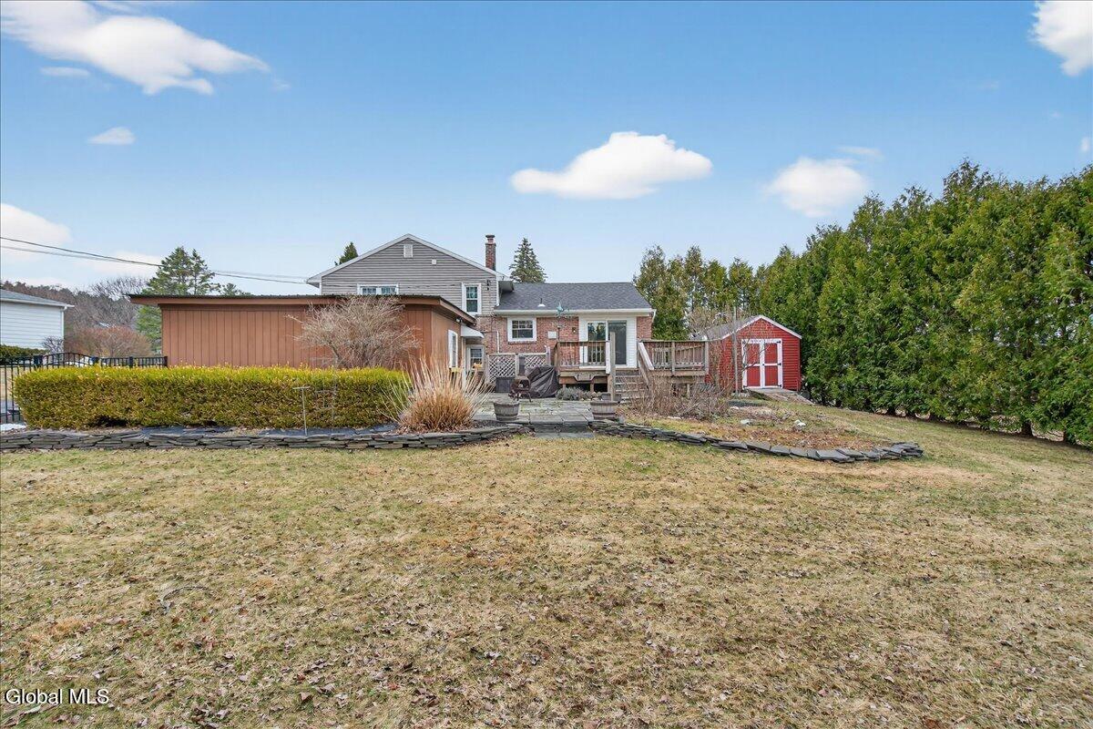11 Gregory Lane Loudonville NY 12211