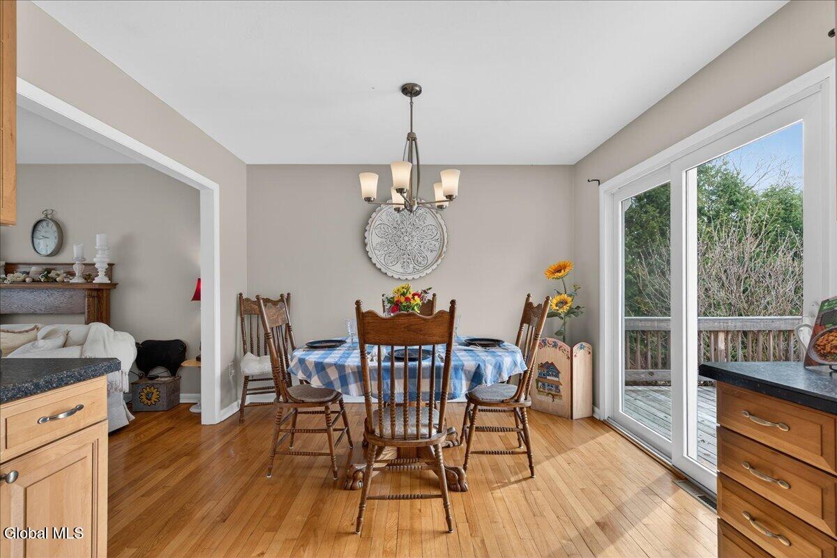 11 Gregory Lane Loudonville NY 12211