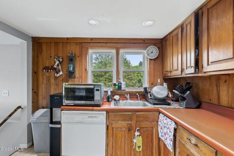 5 Seaforth Street Troy NY 12180