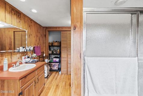 5 Seaforth Street Troy NY 12180