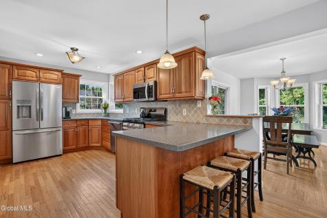 25 Erie Drive Slingerlands NY 12159